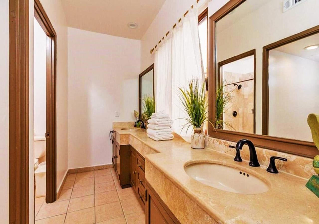 Right On The Beach! Rocky Point Condo Rental - 2 Bedroom Penthouse Beachfront Exterior photo