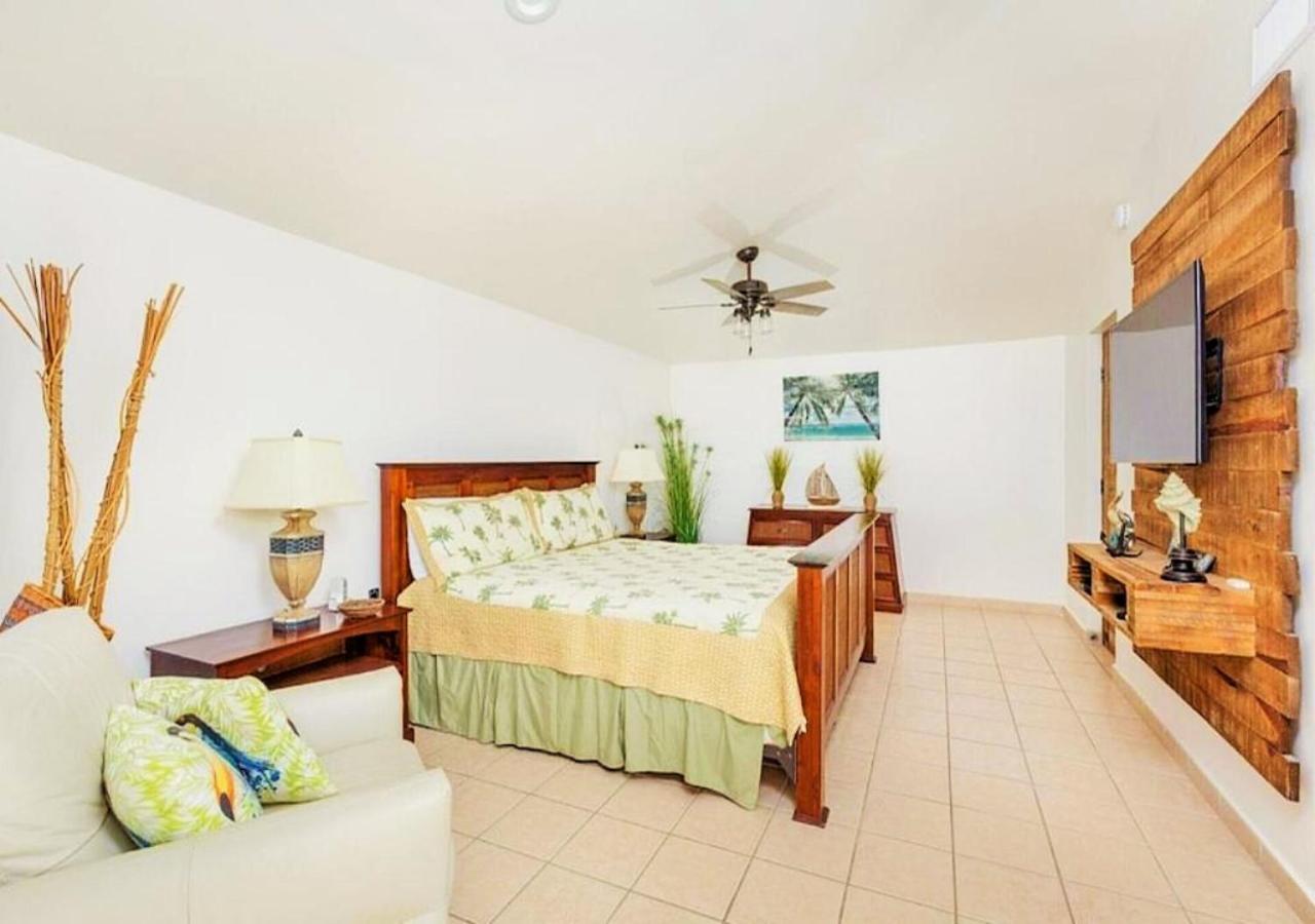 Right On The Beach! Rocky Point Condo Rental - 2 Bedroom Penthouse Beachfront Exterior photo