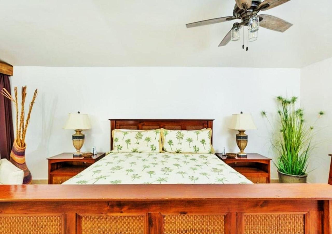 Right On The Beach! Rocky Point Condo Rental - 2 Bedroom Penthouse Beachfront Exterior photo