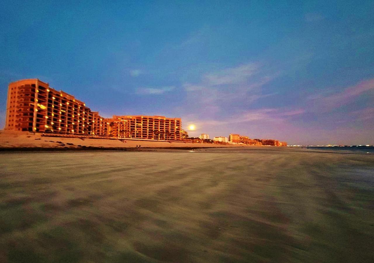 Right On The Beach! Rocky Point Condo Rental - 2 Bedroom Penthouse Beachfront Exterior photo